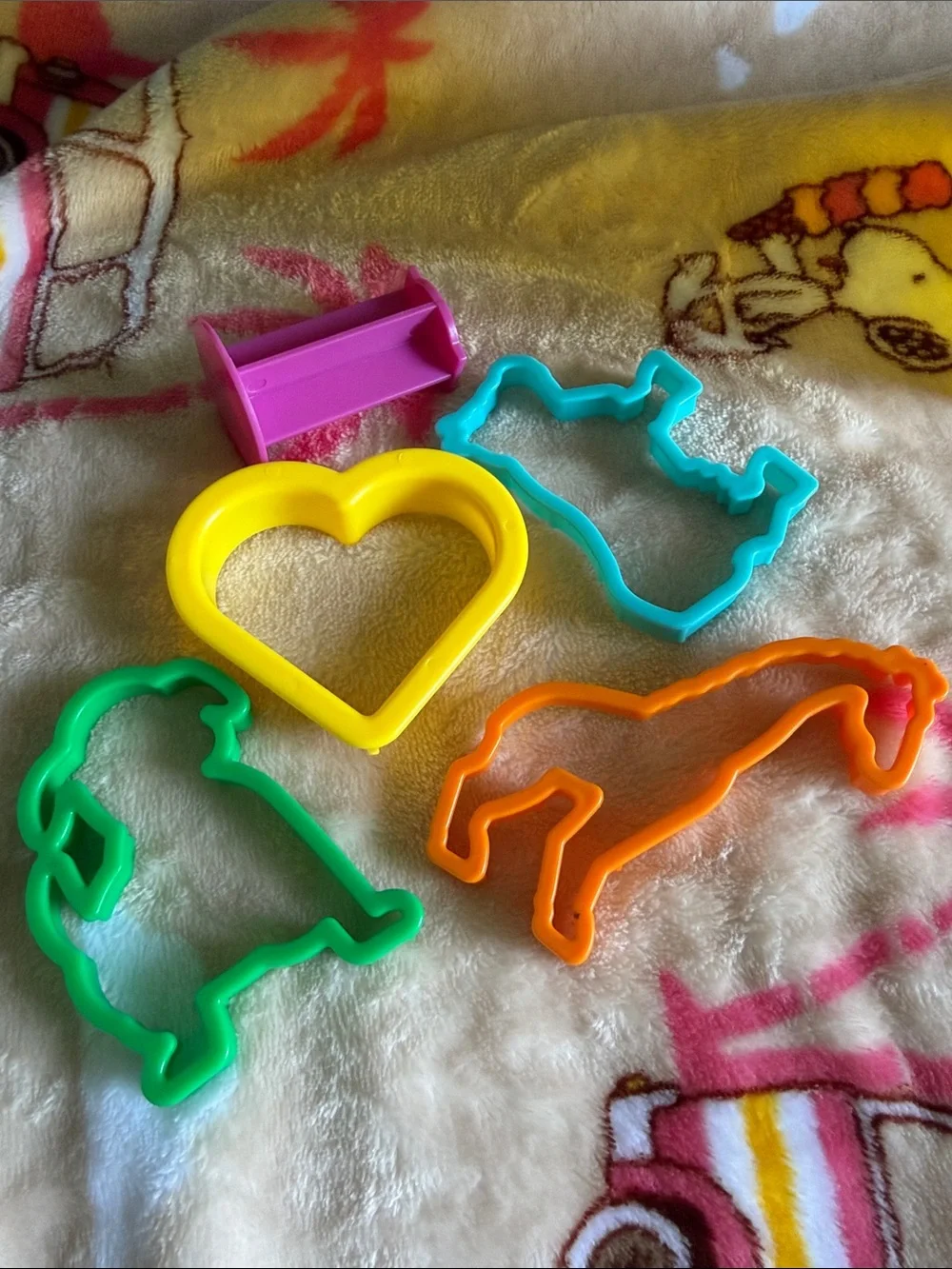 Kids Play-Doh 2014 Hasbro Toy Box Storage Bucket Animal Fruit Shape Accesories
